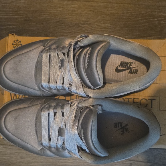 Air Jordan 1 Low Womans 11 - Picture 5 of 9